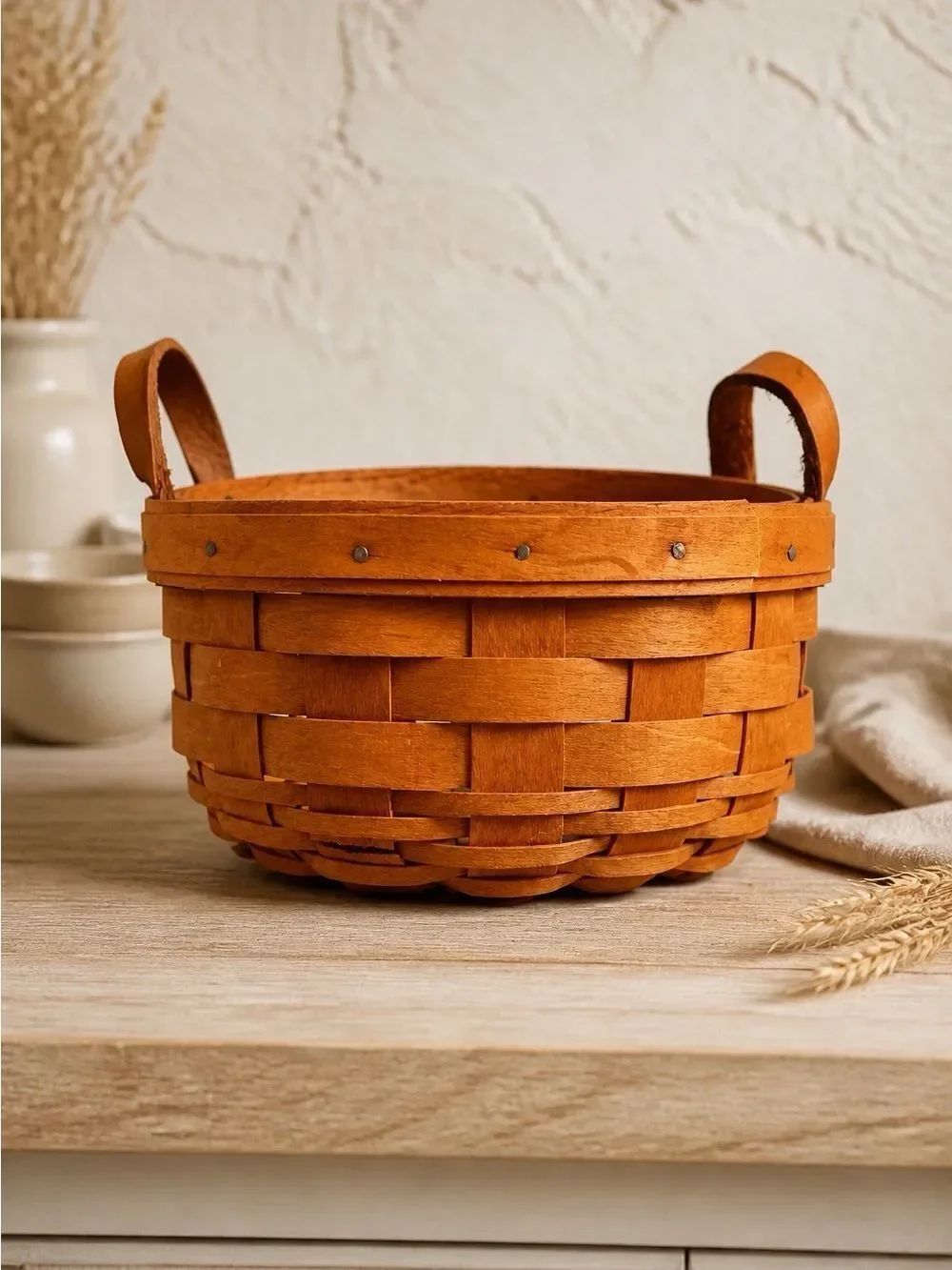 6” LONGABERGER WOVEN TRADITIONS DARNING BASKET WITH LEATHER HANDLES 1995